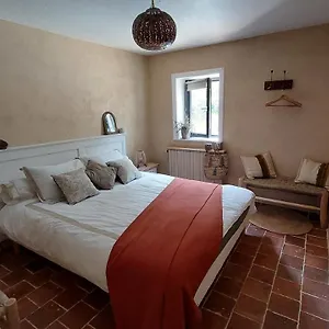 Hébergement de vacances Avec Cuisine, Vue Et Piscine Privee Au Coeur Du Beaujolais, Blacé