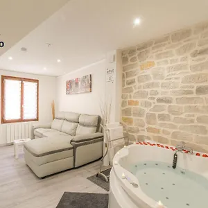 Hébergement de vacances La Neuvilloise, Neuville-sur-Saône
