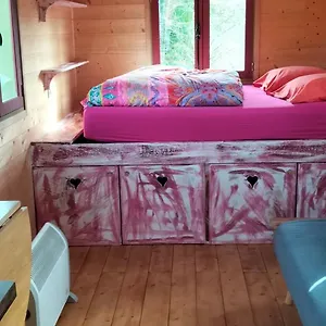Jolie Roulotte Hébergement de vacances Issendolus